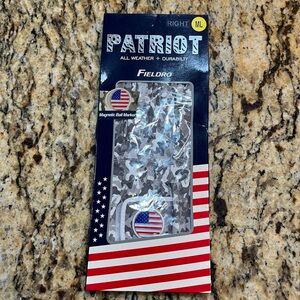 Fieldro Patriot Golf Glove with Magnetic Ball Marker